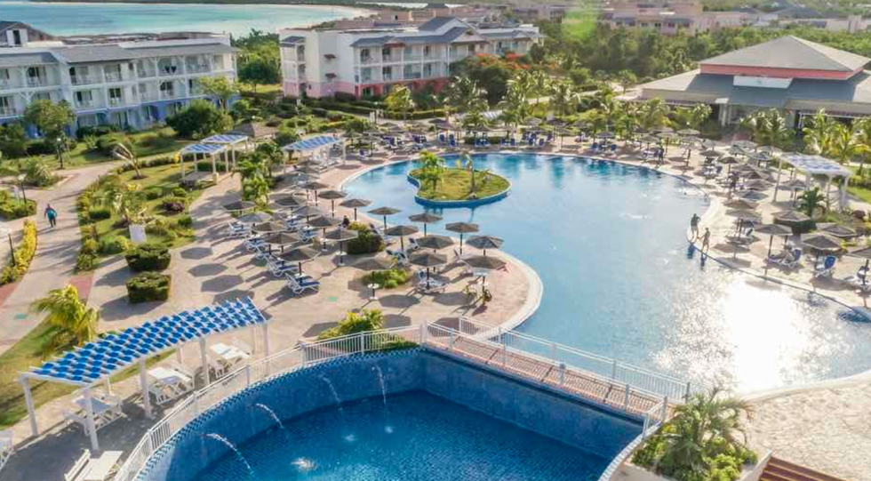 Le site du Memories Flamenco Beach Resort \u00e0 Cuba.