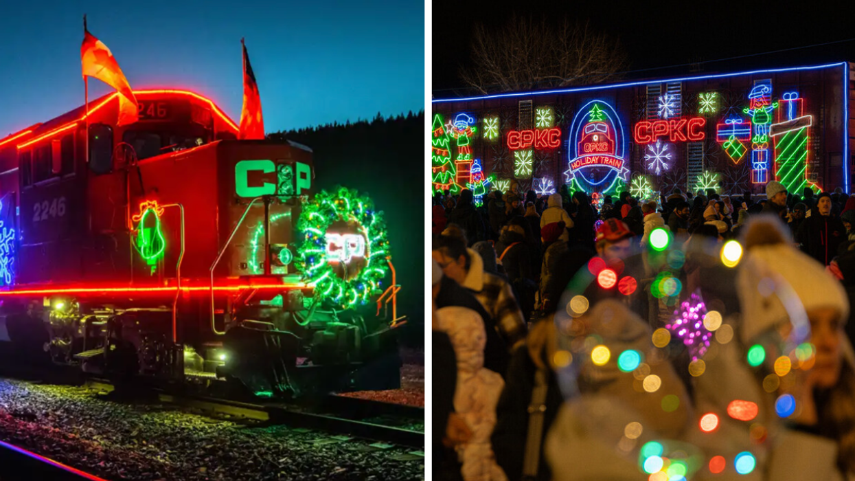 Le train des Fêtes du Canadian Pacifique. Droite : La foule devant le tain.