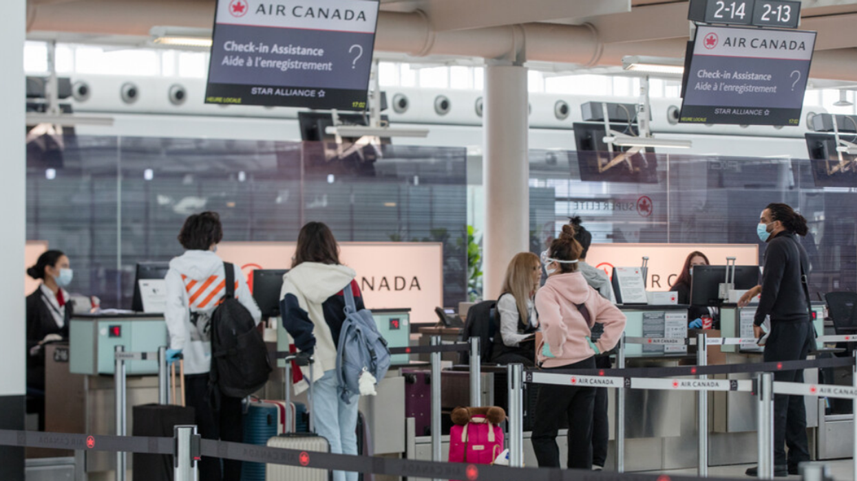 Le vaccin obligatoire pour voyager même à l'intérieur du Canada est maintenant en vigueur