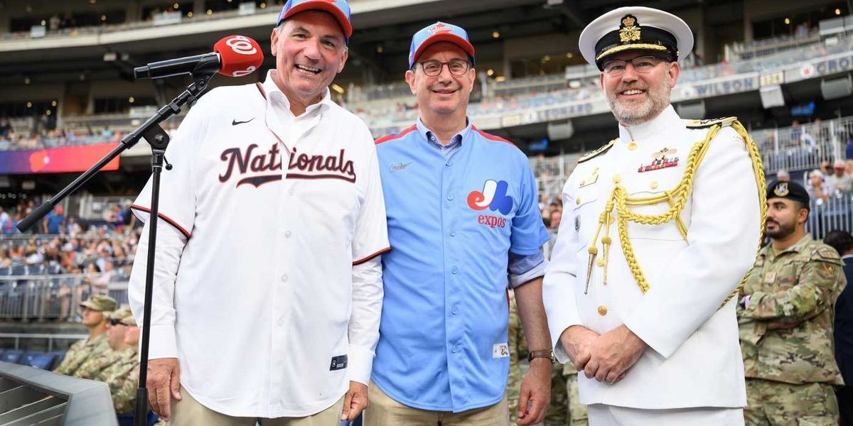 Sporting a Washington jersey, LeBlanc attends ‘friendship day’ baseball game in D.C. Sporting a Washington jersey, LeBlanc attends ‘friendship day’ baseball game in D.C.