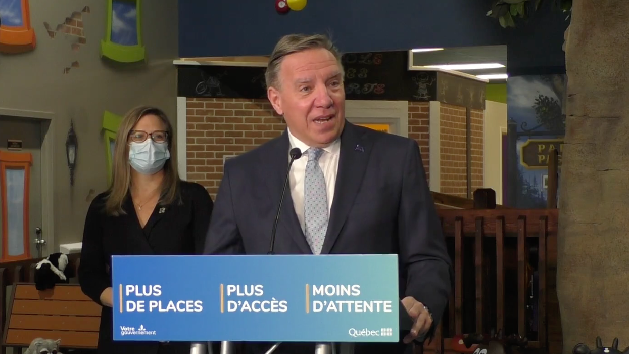Legault s'engage à créer des places en service de garde pour tous les enfants