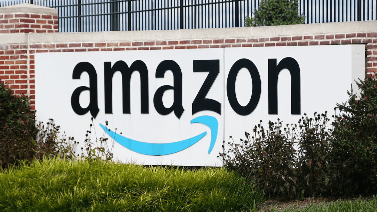 L’enseigne d'un entrepôt Amazon.