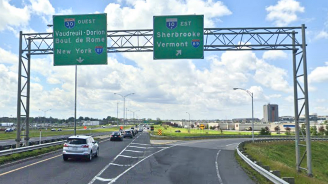 Les autoroutes 10 et 30.