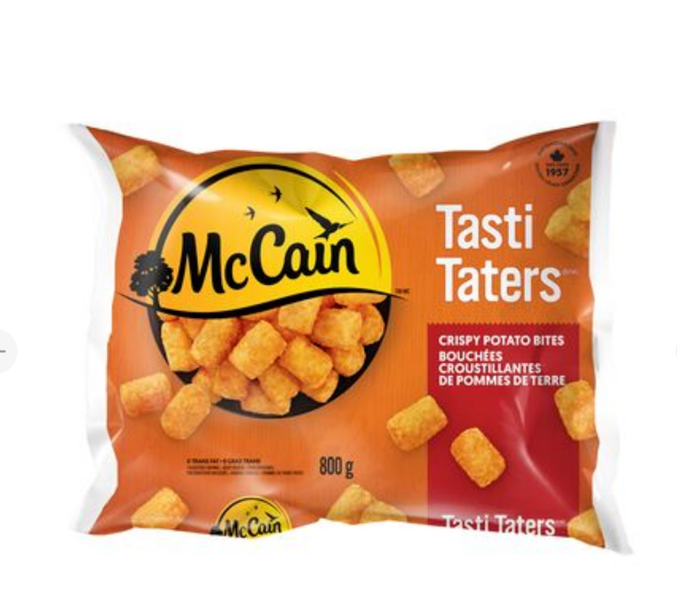 Les bouch\u00e9es croustillantes de pommes de terre McCain Tasti Taters.