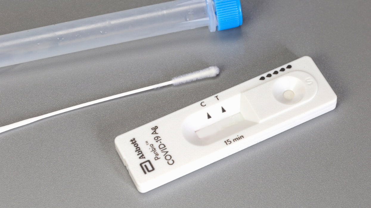 Les tests rapides de dépistage de la COVID-19 seront gratuits en pharmacie au Québec