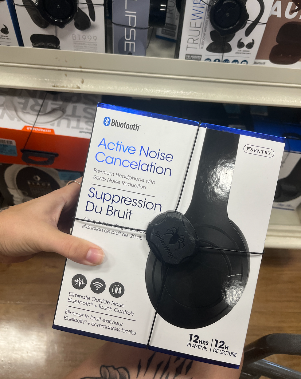 Les \u00e9couteurs chez Winners.