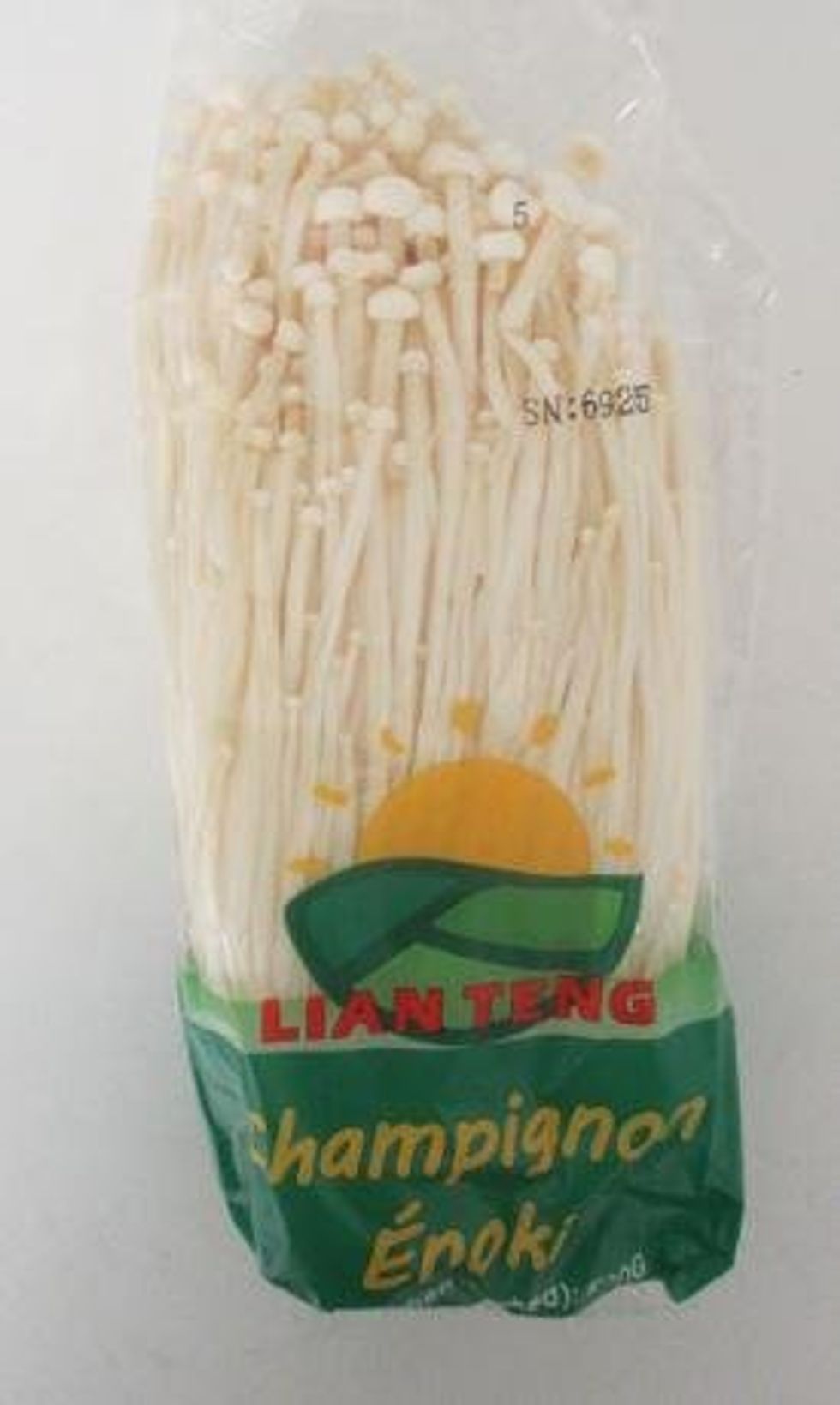 Lian Teng brand "Champignon \u00c9noki" (Enoki Mushrooms) recalled by Health Canada.
