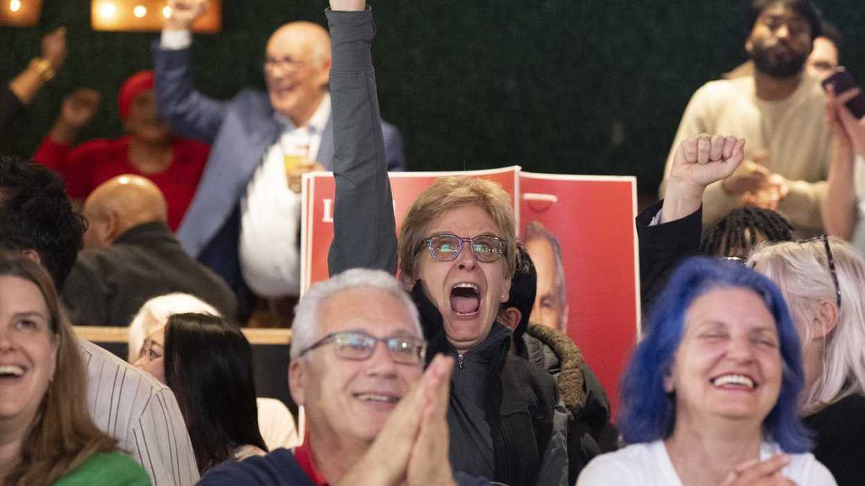 Liberals sweep byelections to form majority