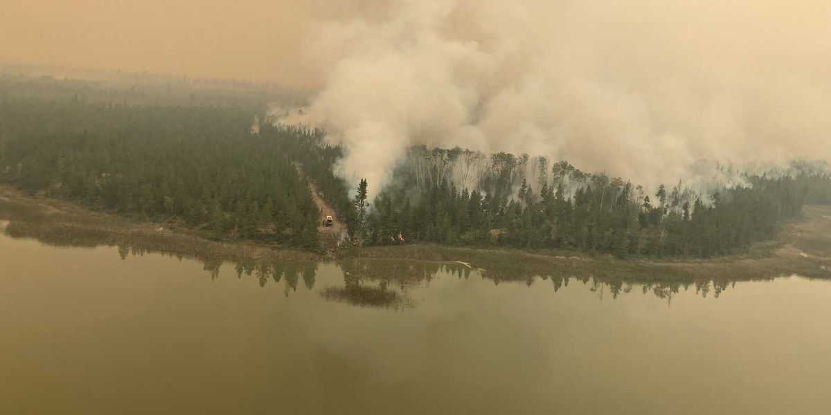 ‘Like a hurricane’: Clinton, B.C., residents flee for their lives from wildfire ‘Like a hurricane’: Clinton, B.C., residents flee for their lives from wildfire
