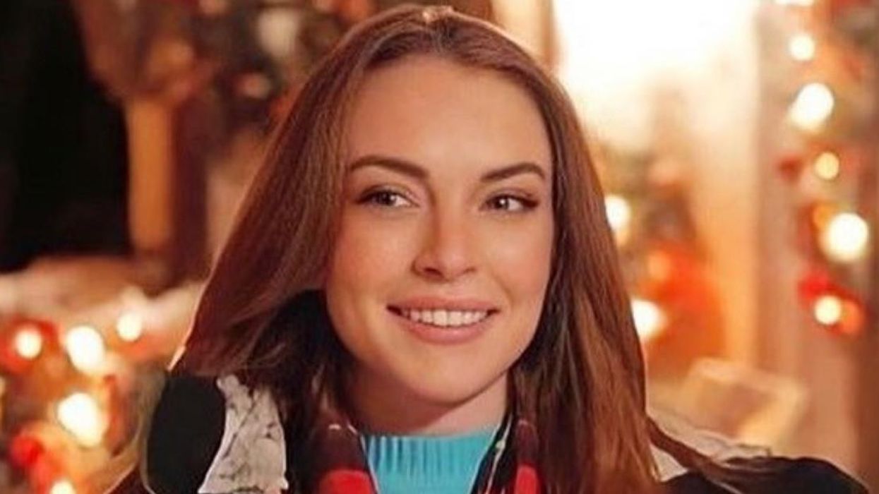 Lindsay Lohan fait un retour avec un film de Noël et ça s'annonce aussi quétaine que fetch