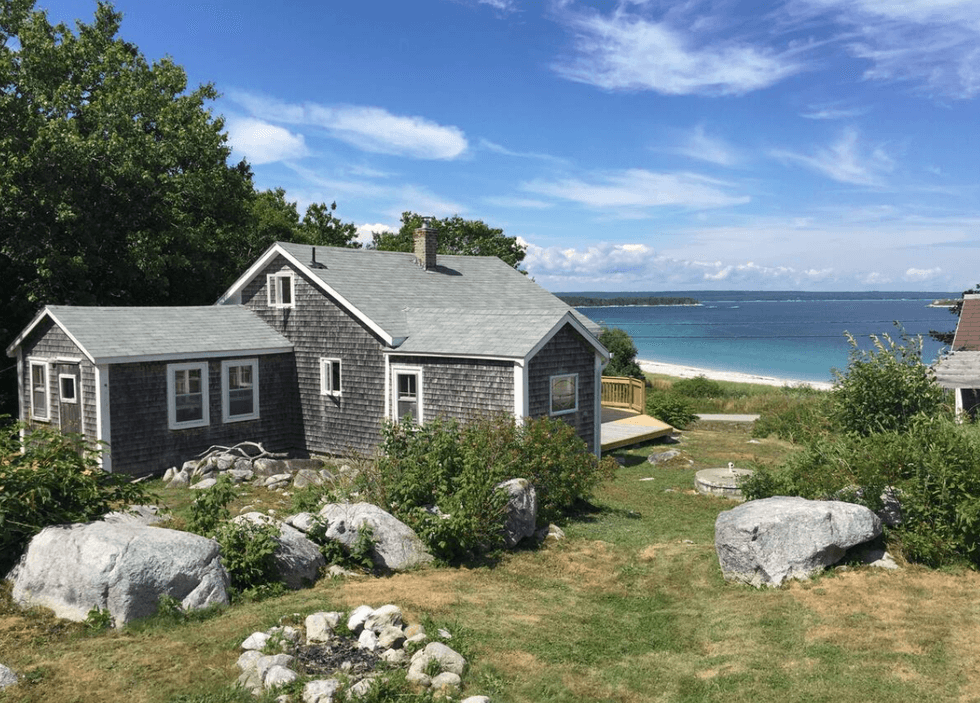6 Romantic Airbnbs In Nova Scotia To Rent Instead Of Going On A Date
