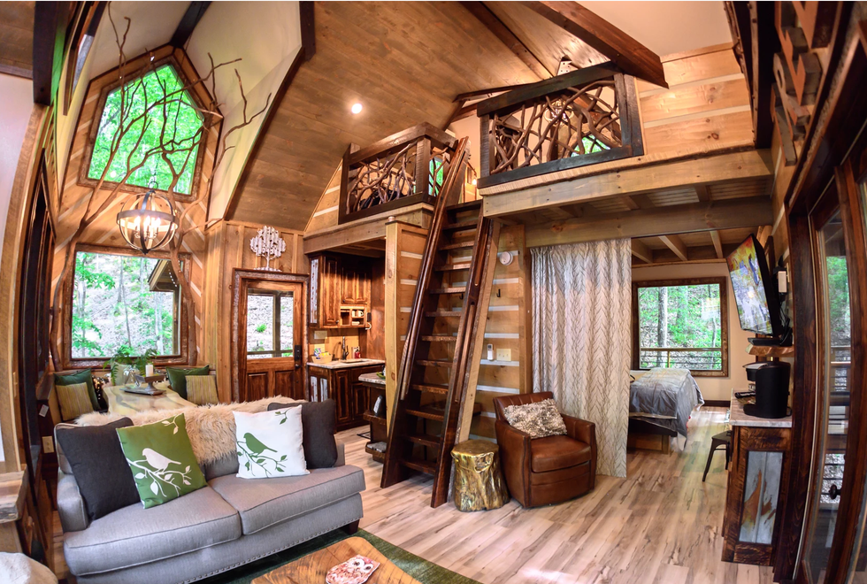 Living area at Inn The Ravine.