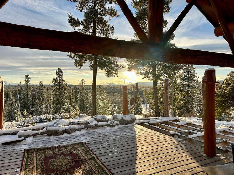 Log cabin for sale in BC.