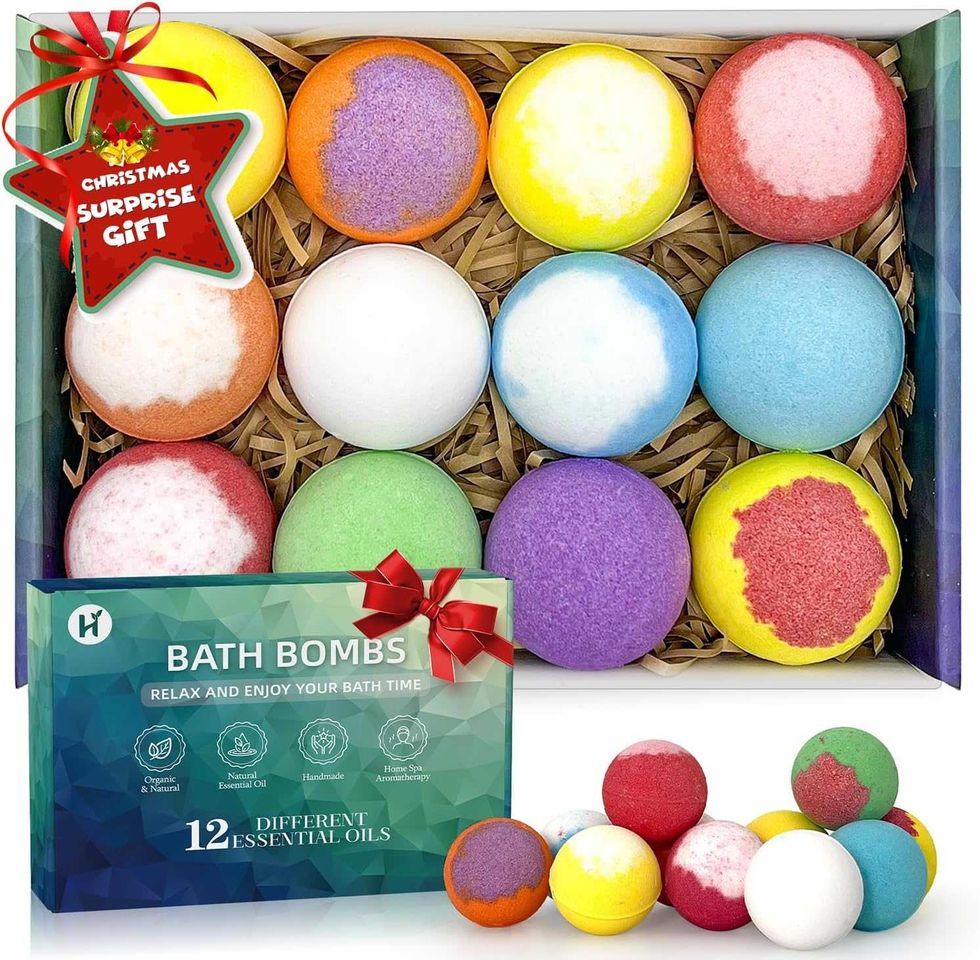 Lot de 12 bombes de bain color\u00e9es et parfum\u00e9es, faites \u00e0 la main avec huiles essentielles, sur le site d'Amazon.