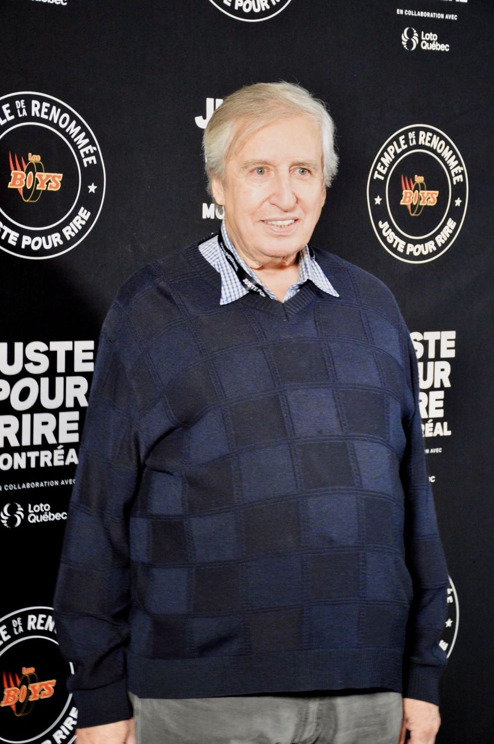 Louis Saia sur le tapis rouge du Temple de la renomm\u00e9e Juste pour rire.