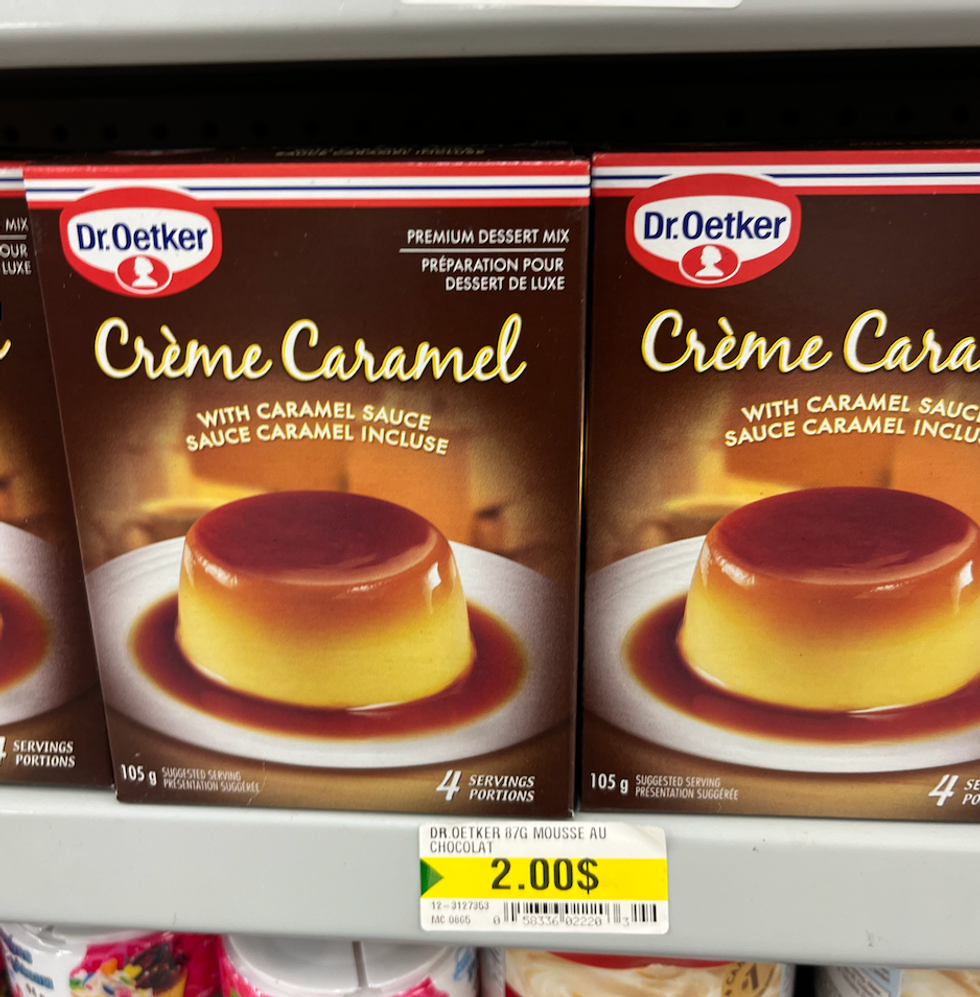 M\u00e9lange pour cr\u00e8me caramel Dr.Oetker sur les tablettes du Dollarama.