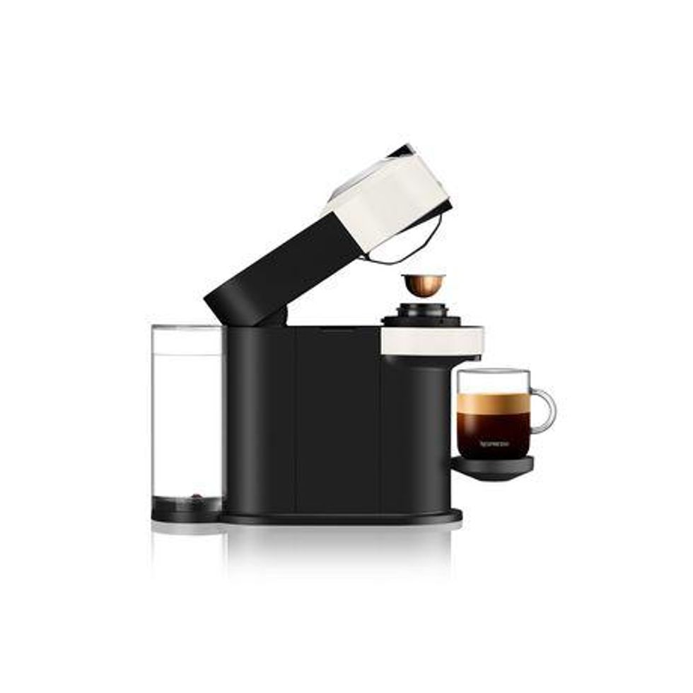 Machine \u00e0 caf\u00e9 et espresso Nespresso par De'Longhi.