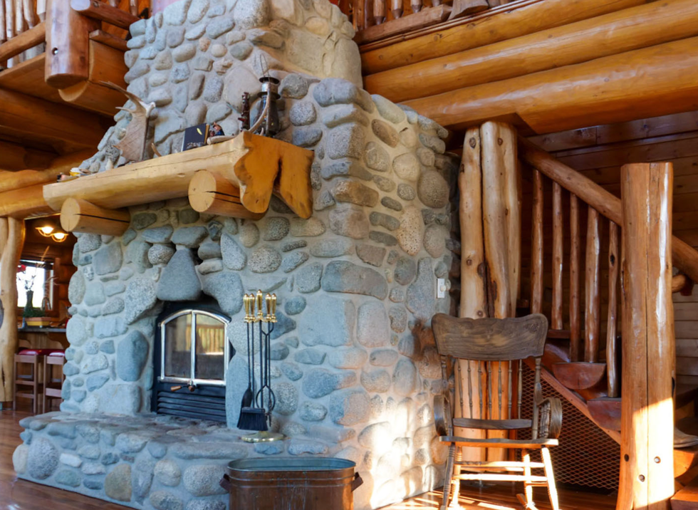 Majestic Lakeside Log Home.