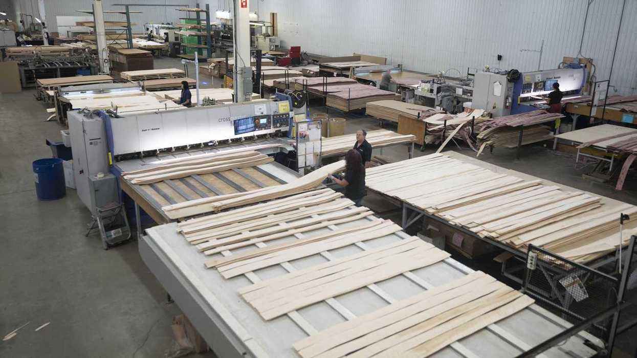 Manufacturers call for tariffs on wood imports