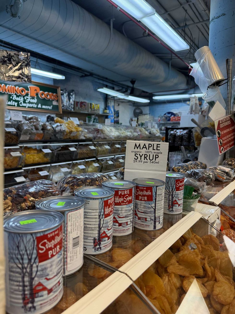 Maple syrup cans