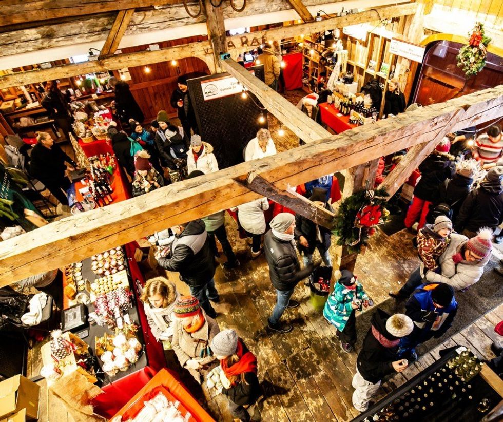 March\u00e9 de No\u00ebl de Stoneham-et-Tewkesbury