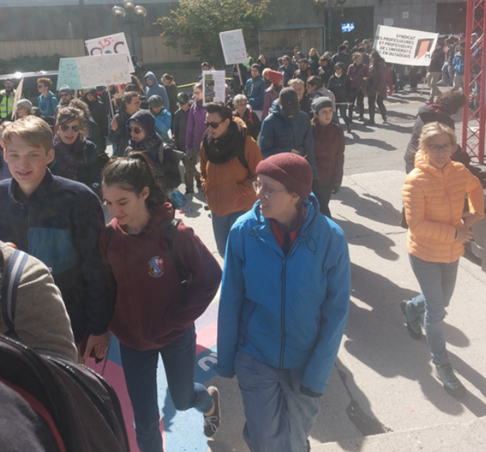 Marche mondiale pour la justice climatique \u00e0 Gatineau.