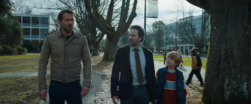 Mark Ruffalo, Ryan Reynolds and Walker Scobell acting in 'The Adam Project'