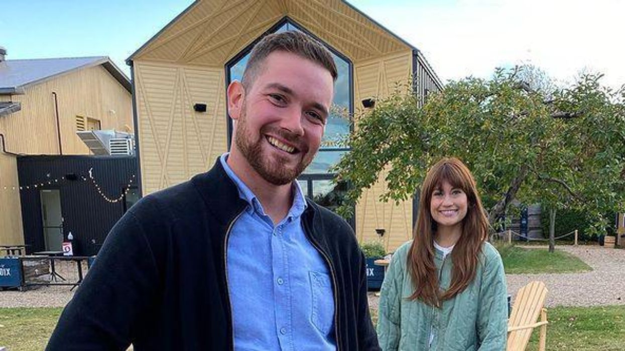 Martin de L'amour est dans le pré 9 est en couple avec une prétendante de la saison 7