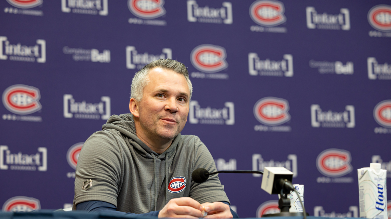 Martin St-Louis en conférence de presse.