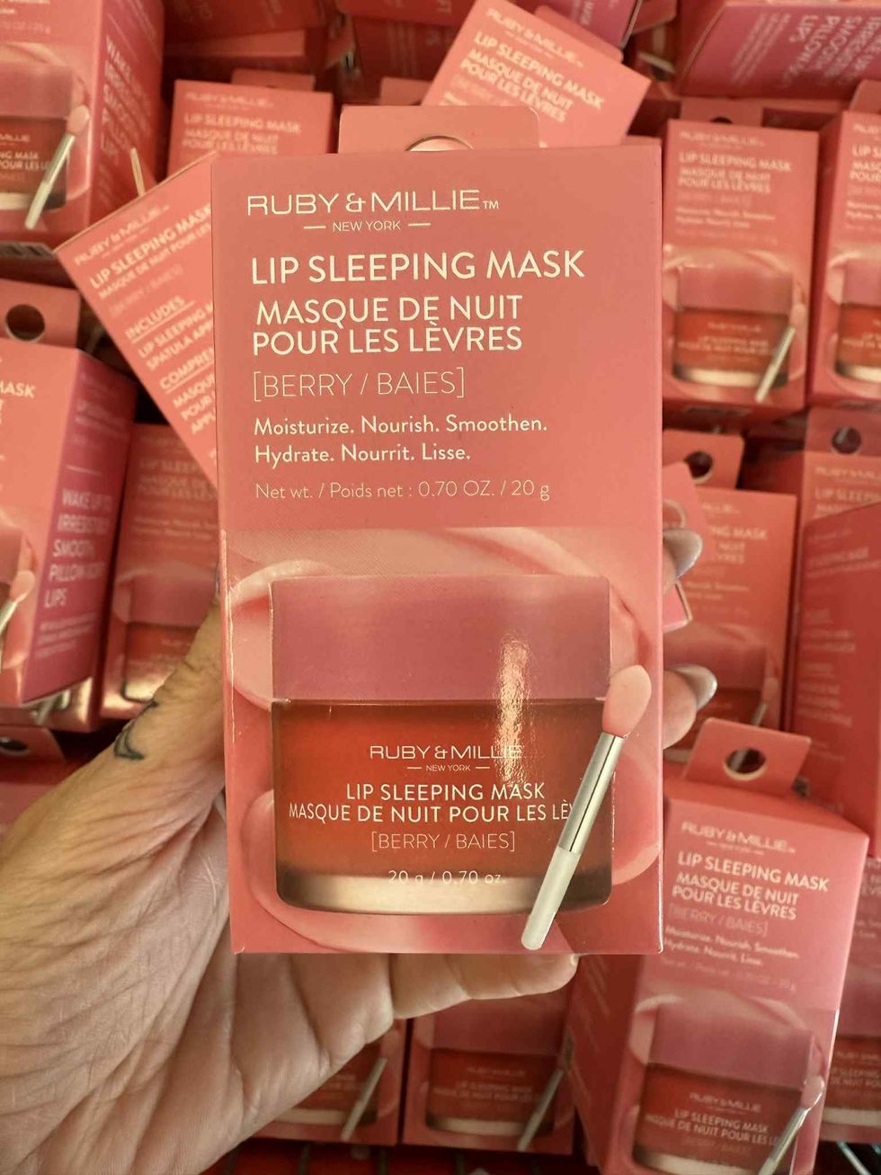Masque de nuit hydratant pour les l\u00e8vres de la marque Ruby & Millie.