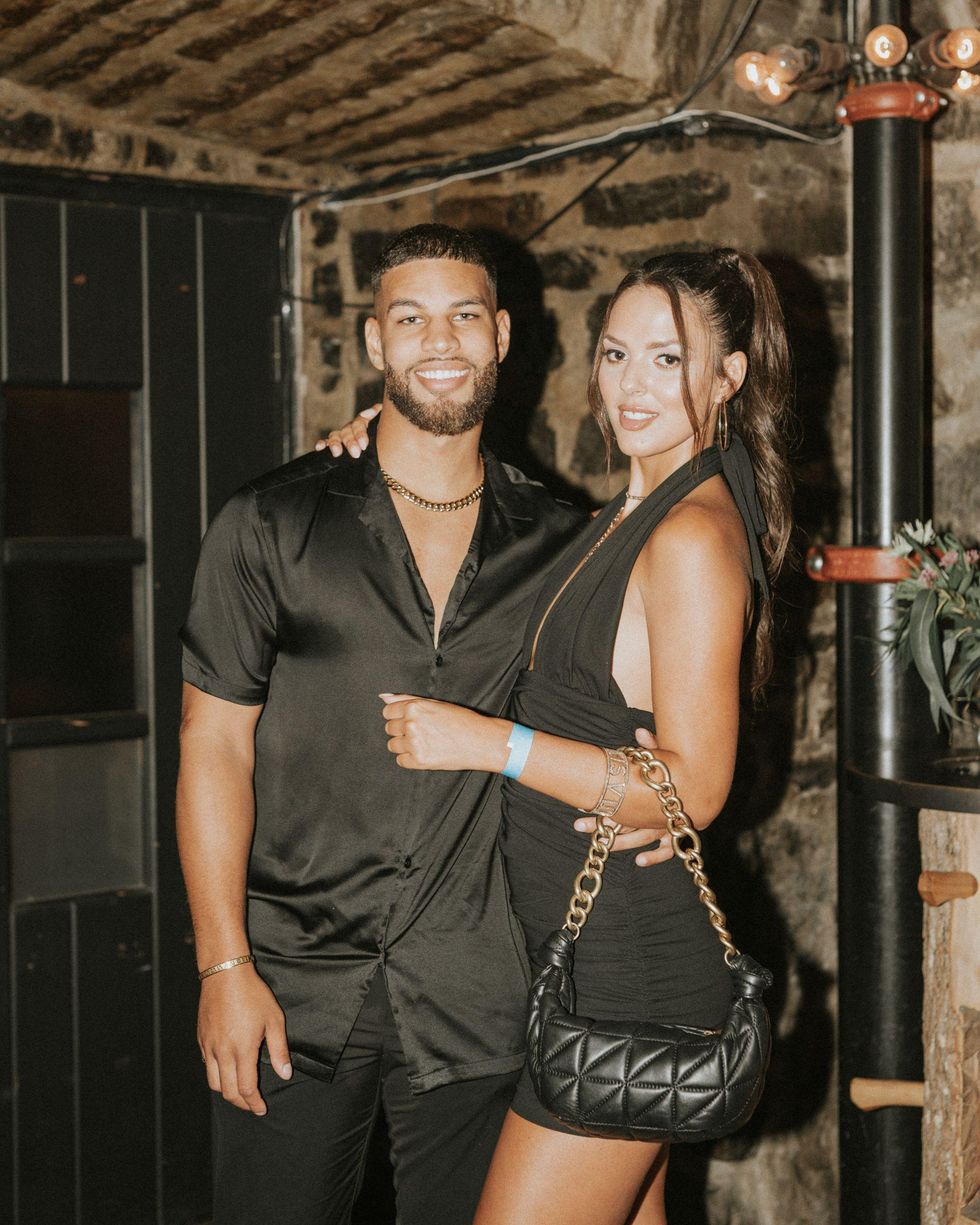 Mathieu et Amanda de L'\u00eele de l'amour.