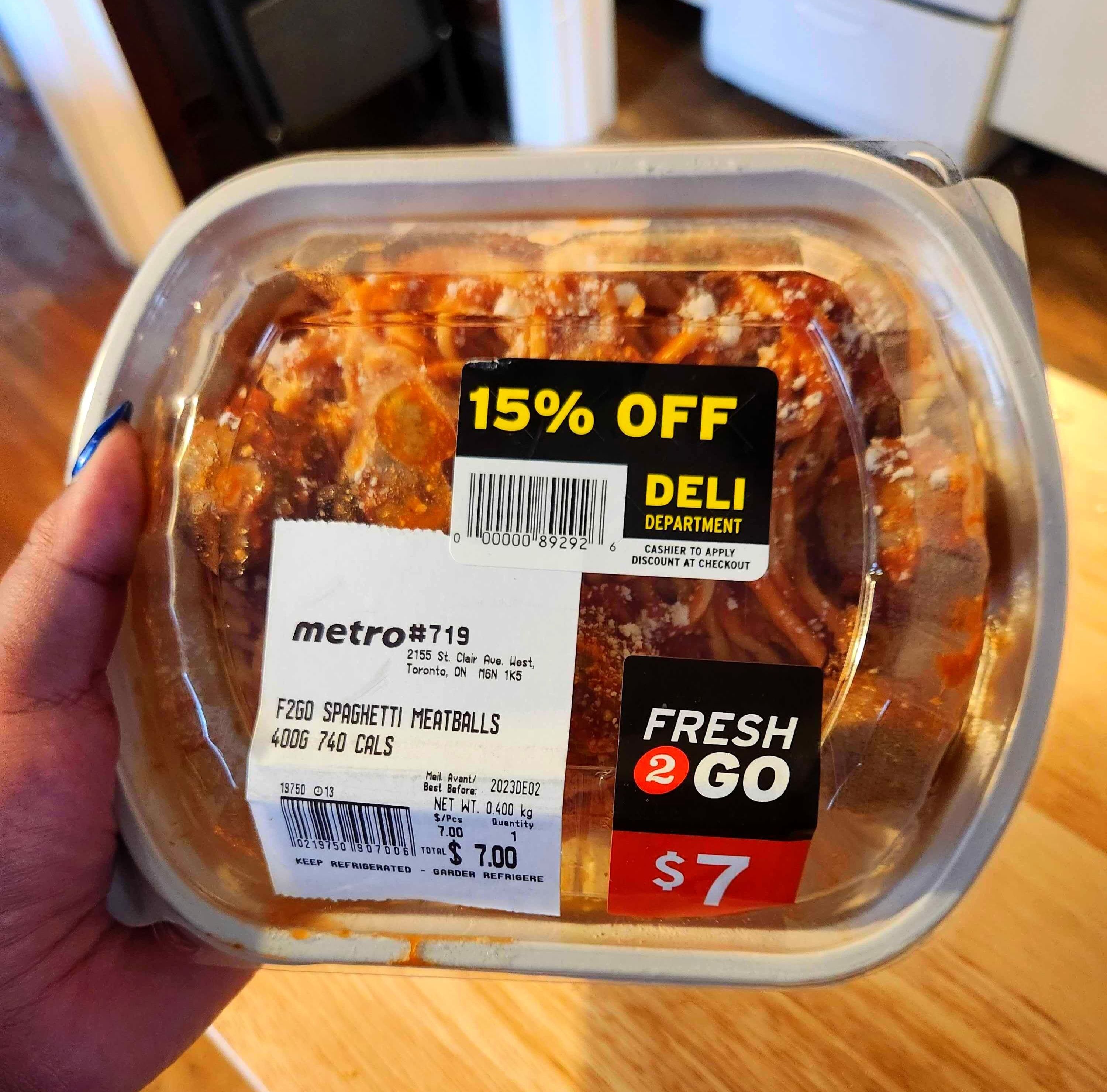Metro's Fresh 2 Go Spaghetti Meatballs, 400 grams for $7.00 with 15% off.