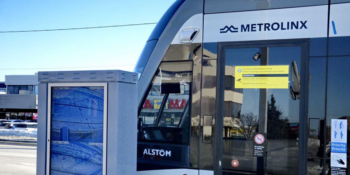 8 Metrolinx jobs in Toronto and the GTA that pay up to 4,000 a year and an hour, Life in canada 8 Metrolinx jobs in Toronto and the GTA that pay up to 4,000 a year and an hour, Life in canada