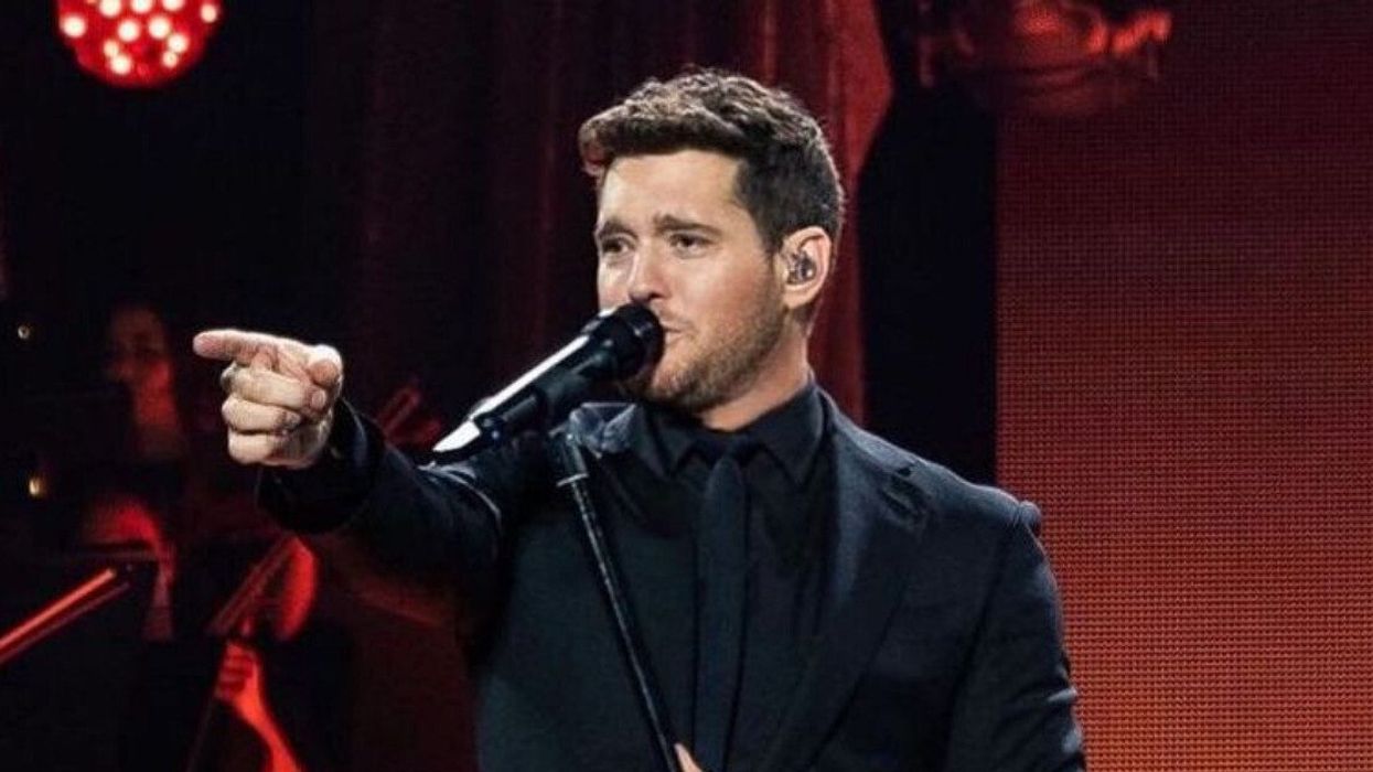Michael Bublé performing while on tour.