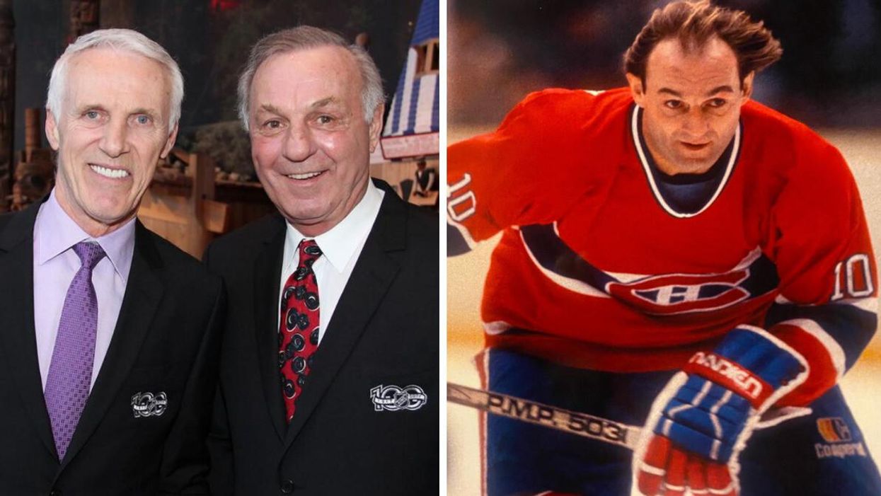 Mike Bossy et Guy Lafleur posent pour une photo habillés en habits noirs. Droite : Guy Lafleur jouant au hockey dans sa jeunesse.