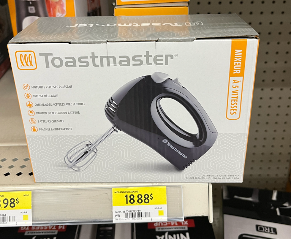 Mixeur sur une tablette.
