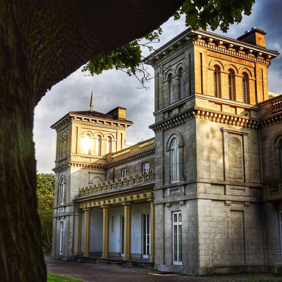 Dundurn Castle Narcity