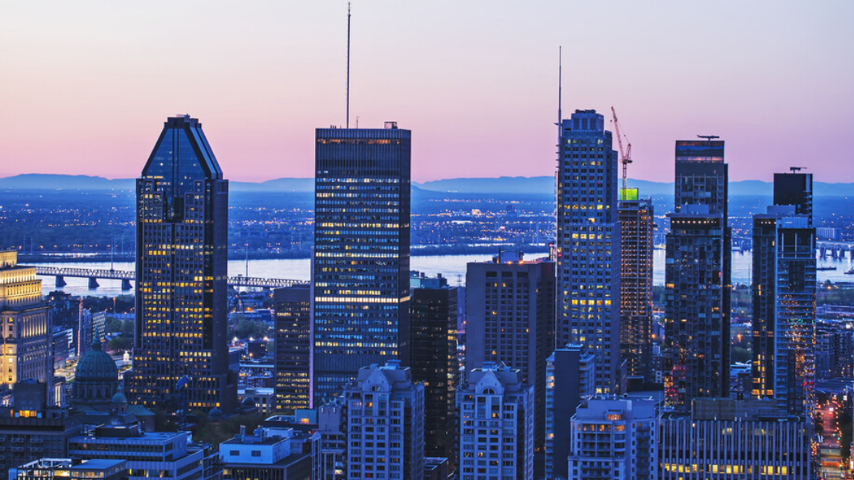 Montréal au lever du soleil.