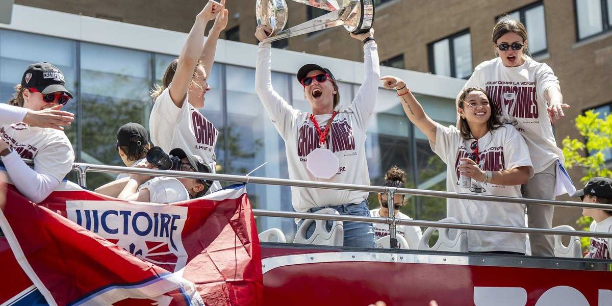 ‘So much love’: Montreal Victoire celebrate Walter Cup win with downtown ‘So much love’: Montreal Victoire celebrate Walter Cup win with downtown