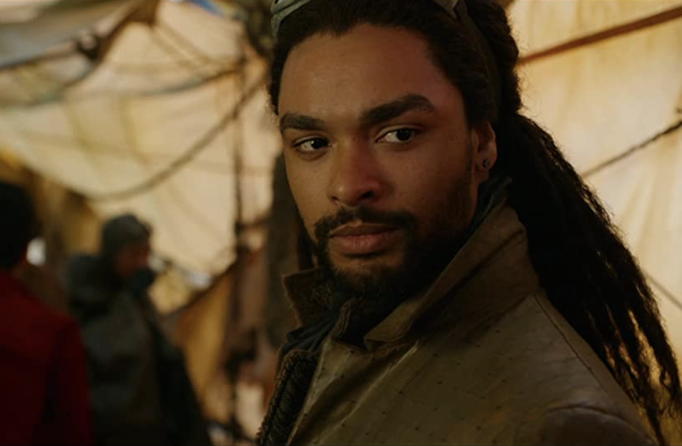 Mortal Engines - Other Shows & Movies With The Cast Of Bridgerton