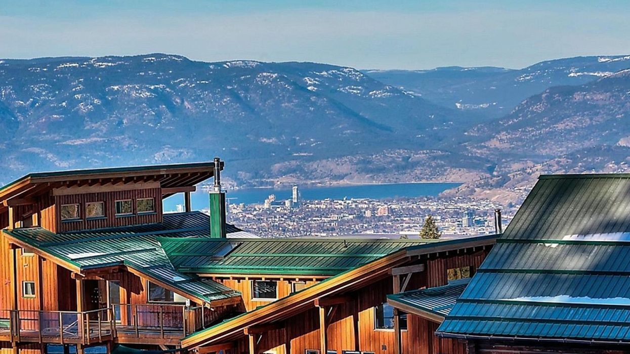 Myra Canyon Ranch & Kelowna Stables Is For Sale & There Are 4 Extra Suites To Rent Out