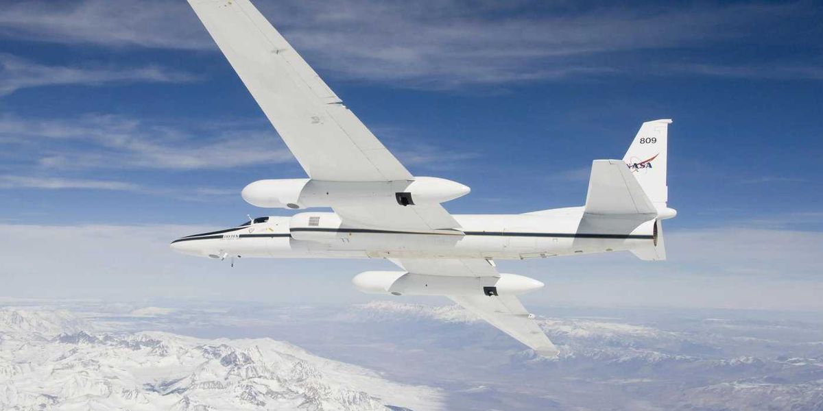 NASA aircraft flies high over B.C. wildfires to study pyrocumulonimbus clouds NASA aircraft flies high over B.C. wildfires to study pyrocumulonimbus clouds