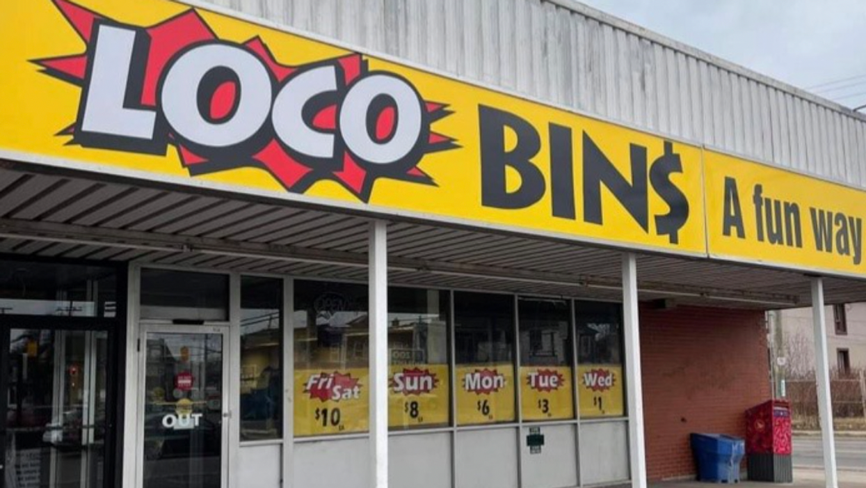 New Hamilton Bargain Shop Has MEGA Discounted Big Brand Finds