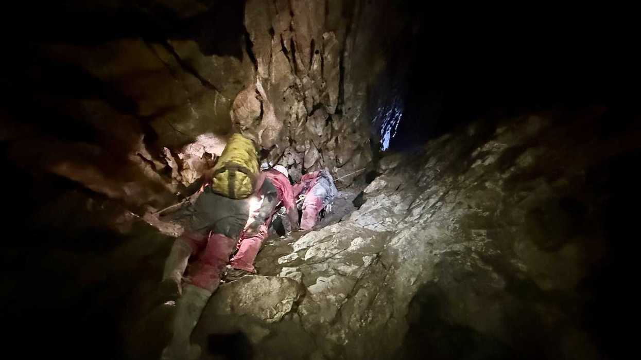 New tech used to save caver from 'Psych Squeeze'