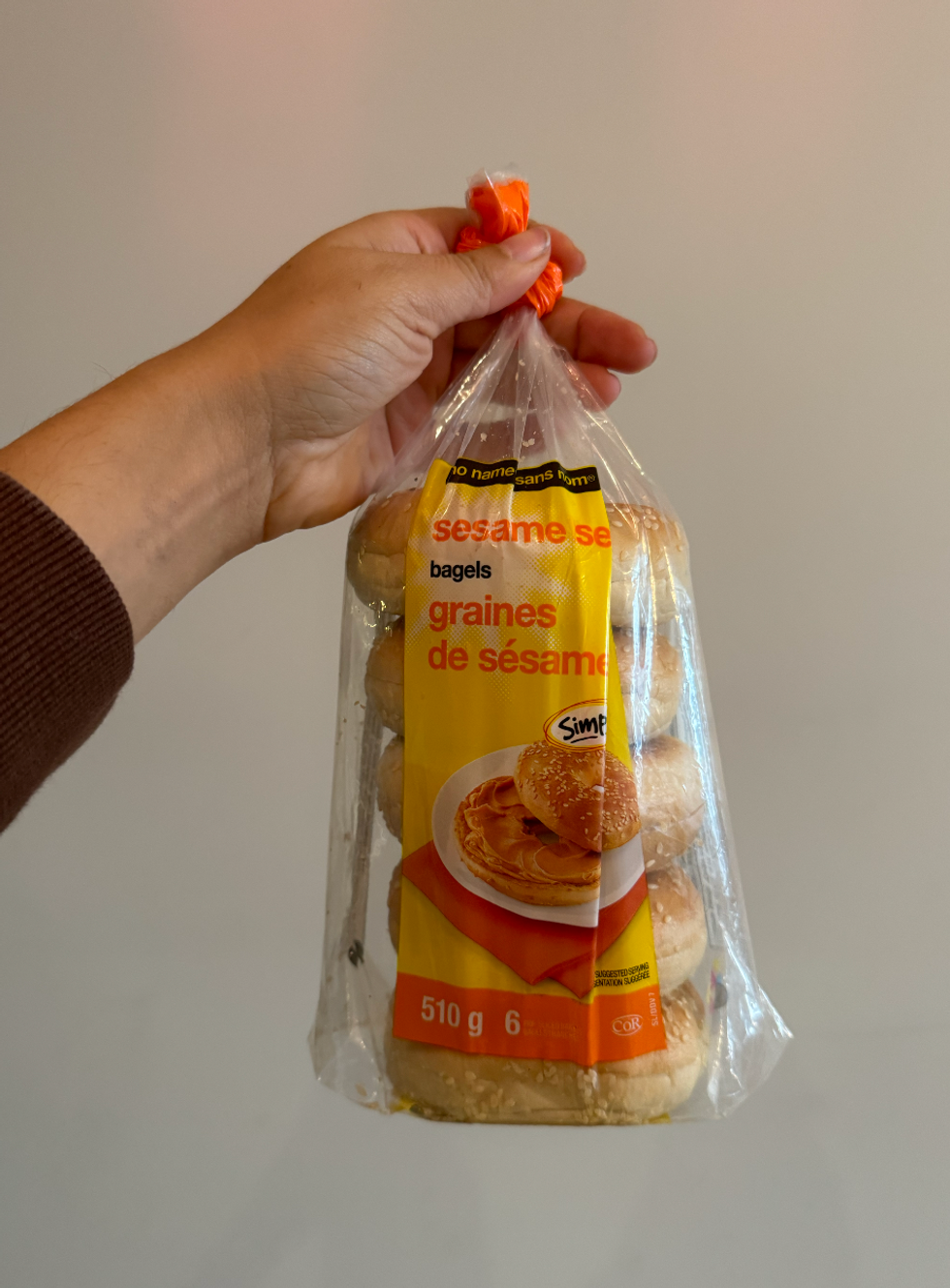 no name sesame bagel