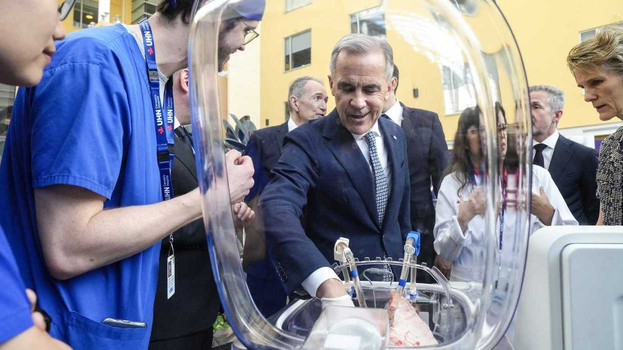 No opinion yet on Toronto island airport: Carney