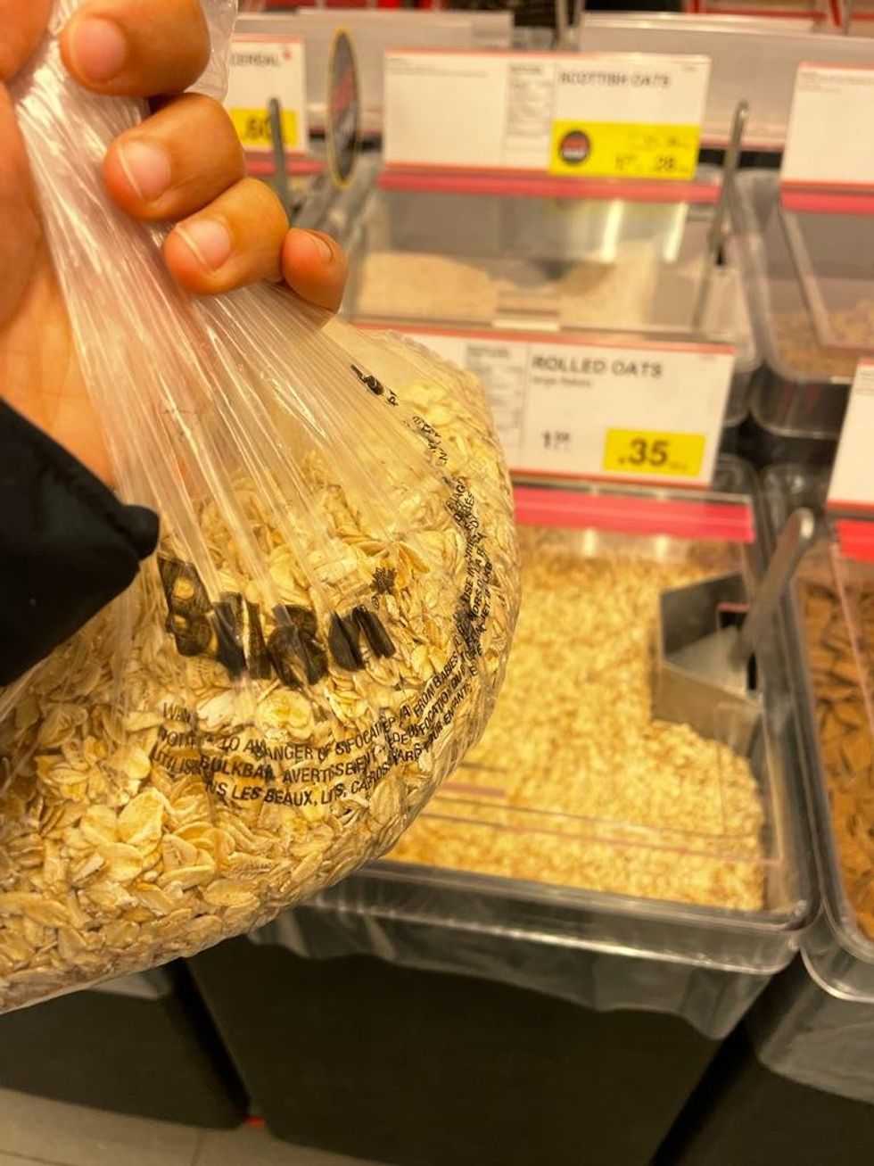 Oats from Bulk Barn.