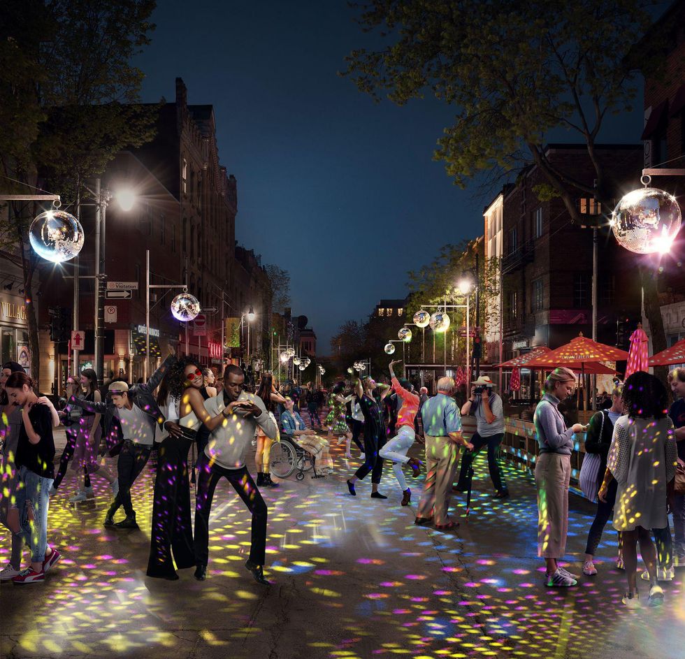 Oeuvre Mille facettes : boules disco.