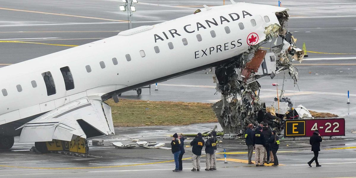 Air traffic control audio reveals what went wrong in the deadly Air Canada plane crash Air traffic control audio reveals what went wrong in the deadly Air Canada plane crash