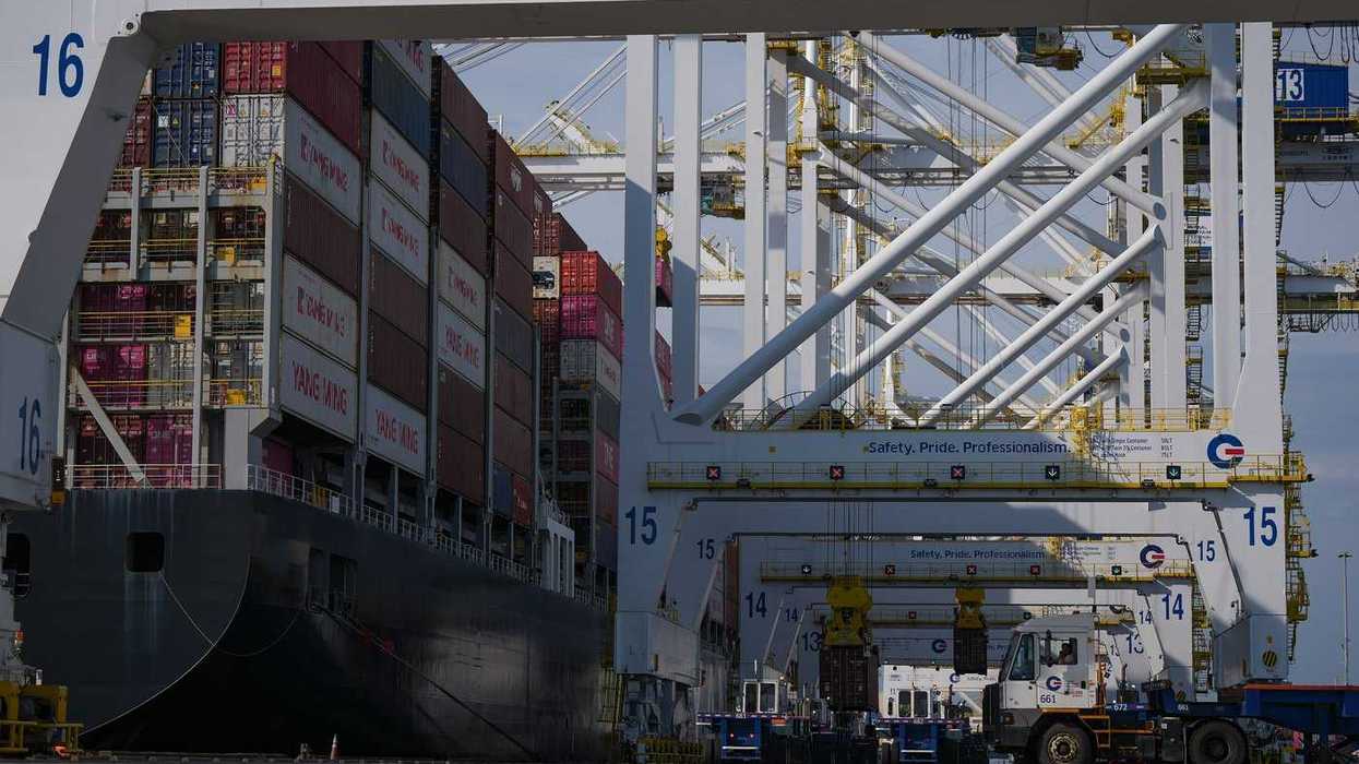 Oil, grain drive record cargo at Port of Vancouver